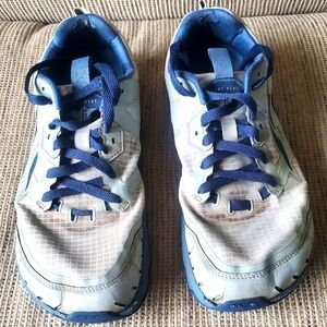 Altra Lone Peak 6 size 10